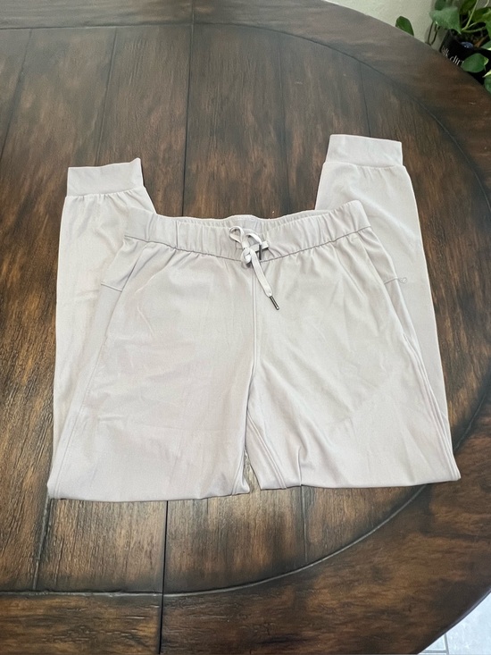 CRZ YOGA Pants - Crazy CRZ YOGA Stretch Drawstring Pocket Jogger 27'' Inseam Taupe EUC Small
